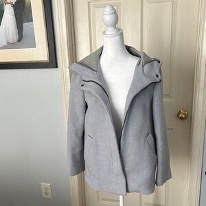 Zara Gray Pea Coat with Wide Collar and Relaxed Fit